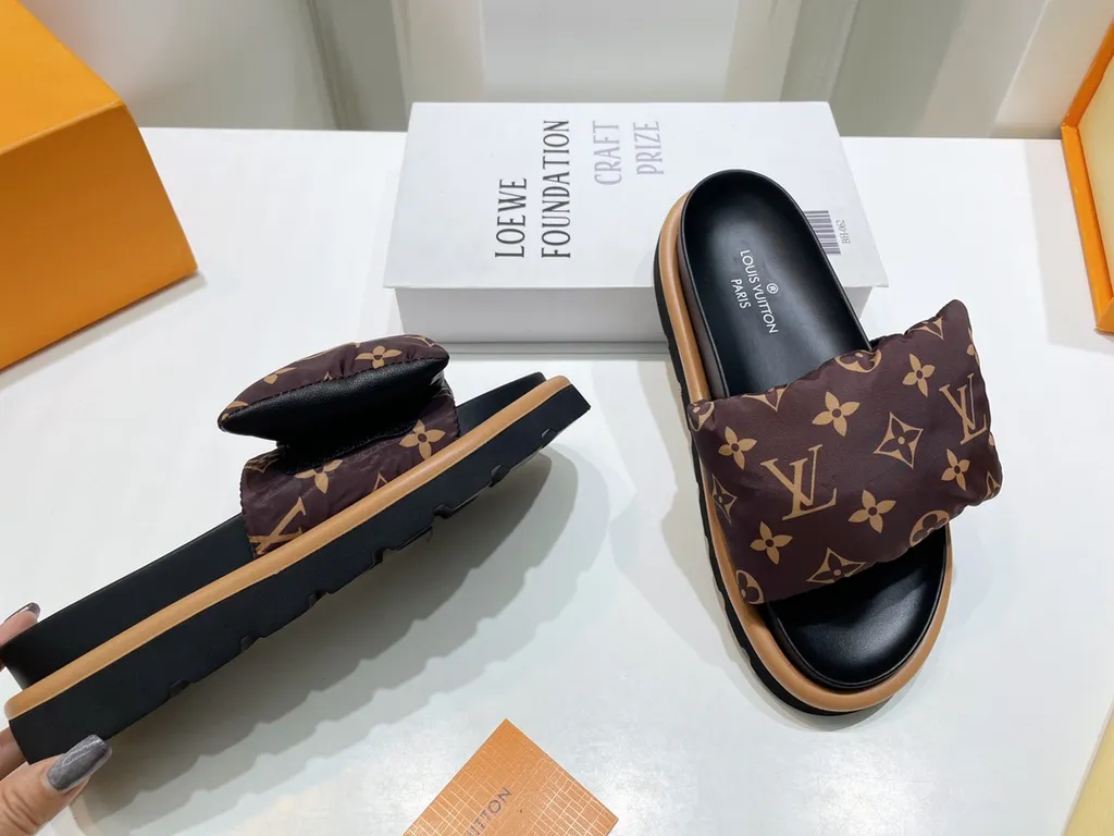 Louis Vuitton Shoe 